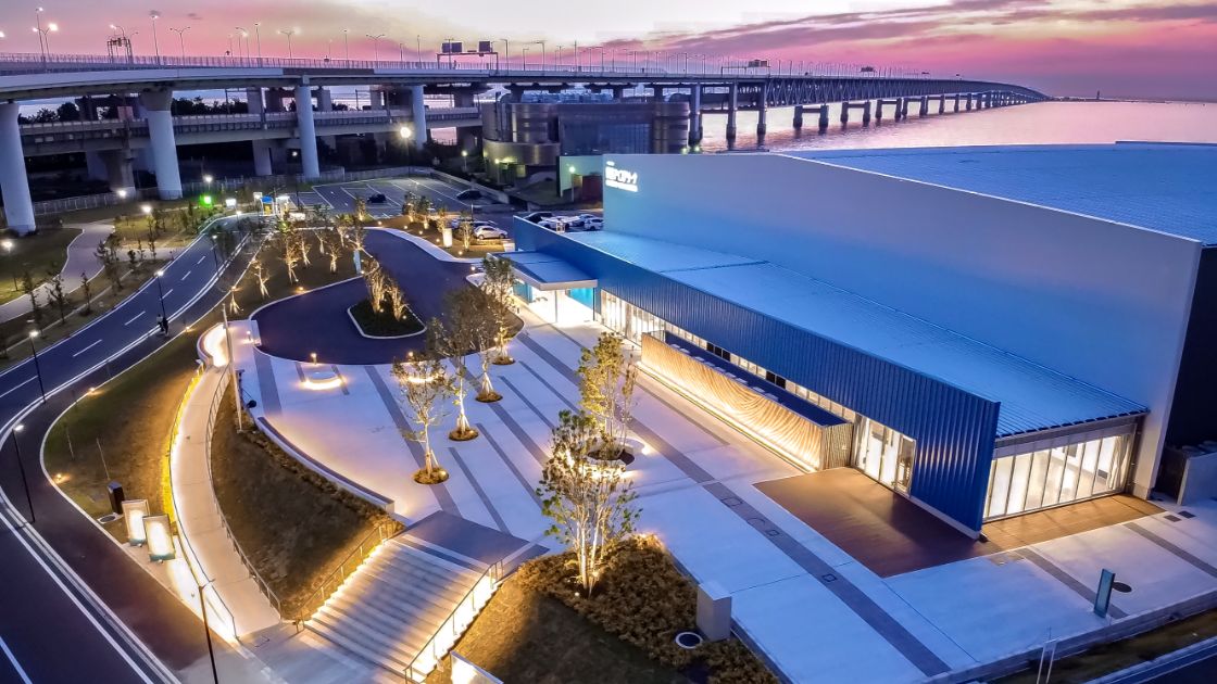 ご利用ください！関空アイスアリーナ