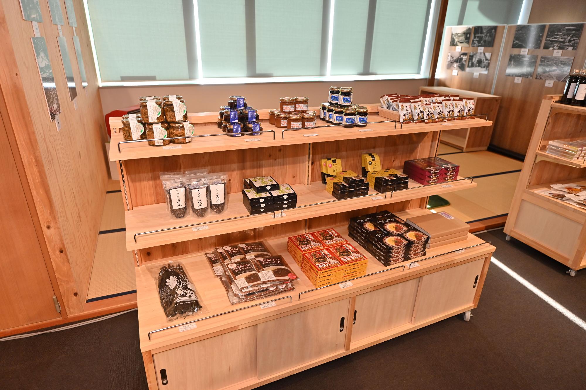 イヌナキンハウスがオープン!